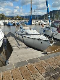 barca pronta a navigare