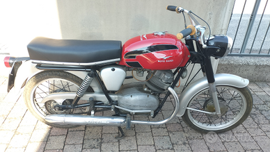 Moto Guzzi stornello e zigolo
