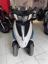 Piaggio MP3 300