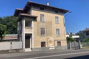 Casa indipendente con giardino a Biella