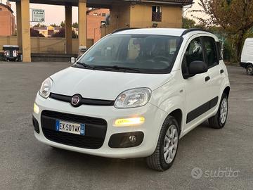 Fiat Panda 0.9 TwinAir Turbo Natural Power Lounge