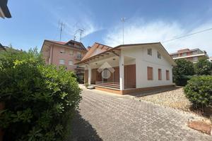 VILLA SINGOLA A BELLARIA-IGEA MARINA