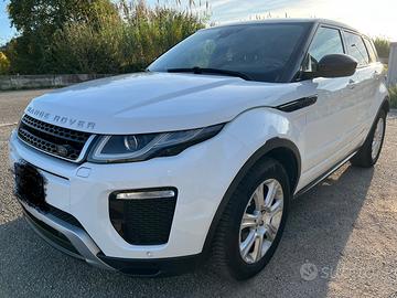 Range Rover Evoque 2.0 eD4 SE Dynamic 4x4