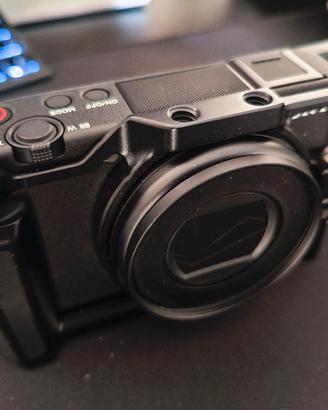 SONY ZV 1