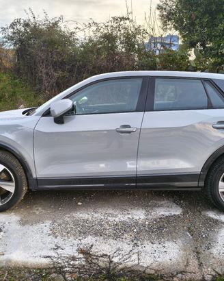 Q2 con +2 anni garanzia Audi gancio traino