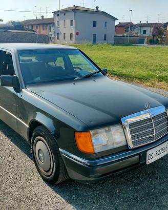 Mercedes w124 200E