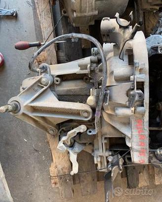 Cambio manuale Nissan Micra 1.5 Dci