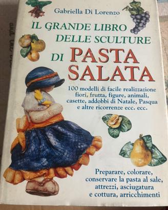 Libro per le sculture con la pasta di sale