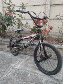 bmx  da acrobazie 