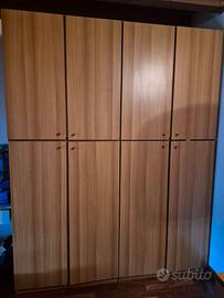 Armadio 4 ante di legno