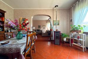 VILLA SINGOLA A SUZZARA