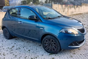 Lancia Ypsilon 1.0 FireFly 5 porte S&S Hybrid Silv
