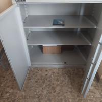 cassaforte a mobile per attività commerciale