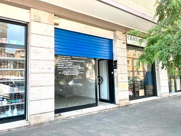 Locale commerciale Ostia