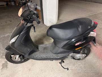 Scooter zip 50