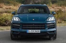 Musata e accessori vari per Porsche Cayenne 2023