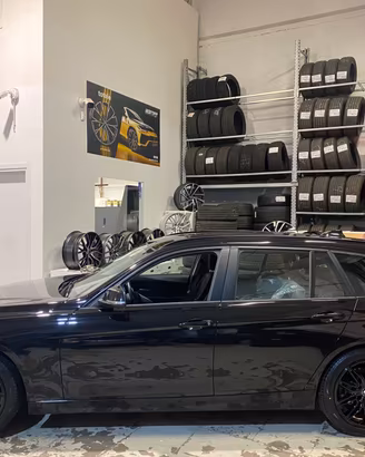 Cerchi NUOVI Bmw Serie 3 raggio 18 cod.2984