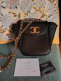 tracolla chanel
