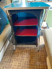 armadietto da campeggio