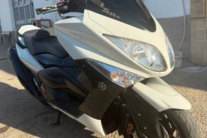 Yamaha T Max 500