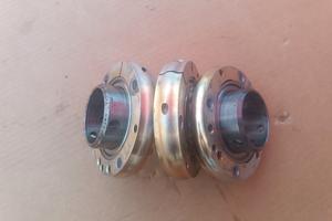 FLANGE E CUSCINETTI PER ASSALE CRG 