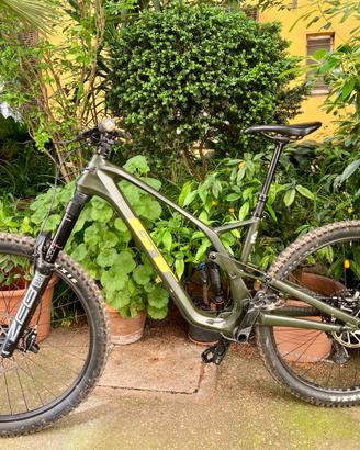 GT Force Carbon Pro 2023 Tg.L