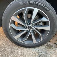 CERCHI ORIGINALI AUDI 19 + DOPPIO TRENO GOMME