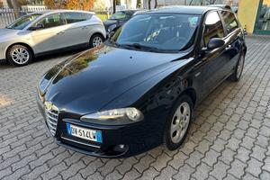 Alfa Romeo 147 1.6 GPL 105 Cv