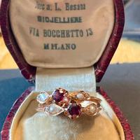 Antico anello in oro 18kt