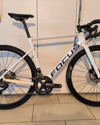 Bici da Strada Focus Izalco Max 8.9. Ultegra Di2