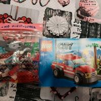 Set Lego City 60001-Macchina dei pompieri