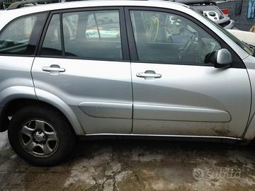 Porta anteriore e post destra Toyota Rav4 2003
