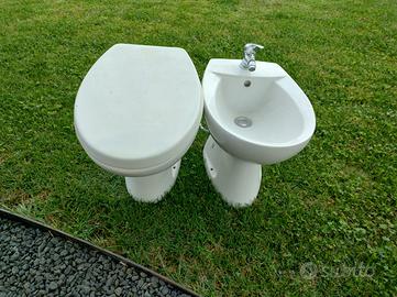 Coppia Sanitari a Terra Ideal Standard "Kati"
