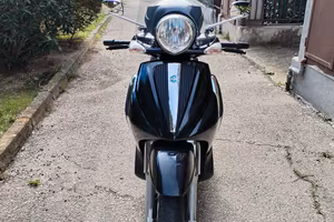 Beverly 400