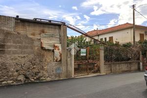 CASA INDIPENDENTE A CALATABIANO