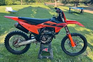 2025 KTM 250