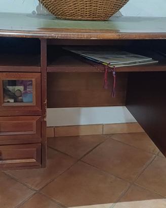 scrivania arte povera con sedia