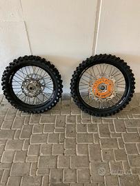 Cerchi e gomme ktm