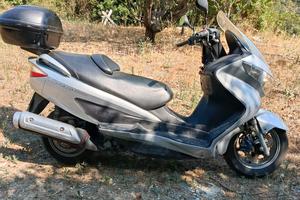 Suzuki Burgman 
