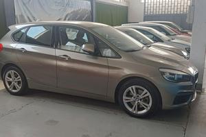 BMW 220i automatica, gomme 4 stagioni