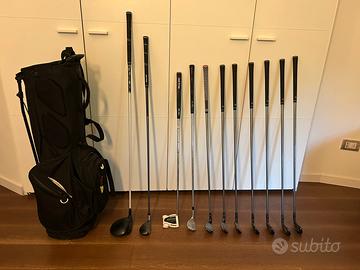 Sacca golf completa di mazze