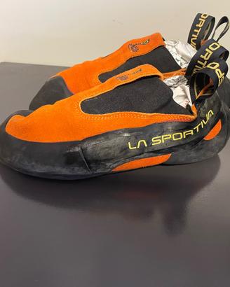 SCARPETTE ARRAMPICATA LA SPORTIVA