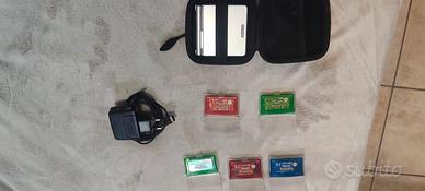 Game Boy Advance SP + 5 Giochi Pokémon Originali