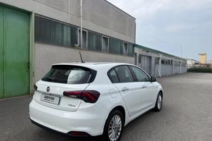 Fiat Tipo 1.6 Mjt S&S 5 porte Cross