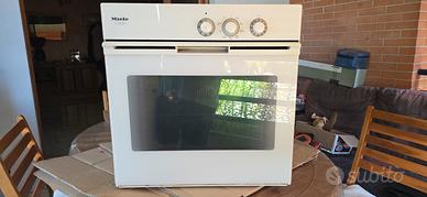 Forno Miele 