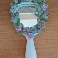 Specchio da toeletta con cornice in Capodimonte