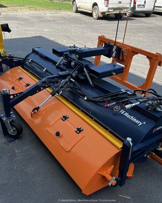 Spazzatrice FK Machinery attacco universale NUOVO