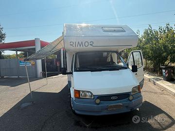 Camper super big 6 posti 2.5 aspirato