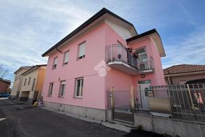 PORZIONE DI BIFAMILIARE A LAINATE