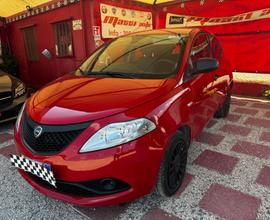 Lancia Ypsilon 1.2 69 CV 5 porte GPL Ecochic Plati